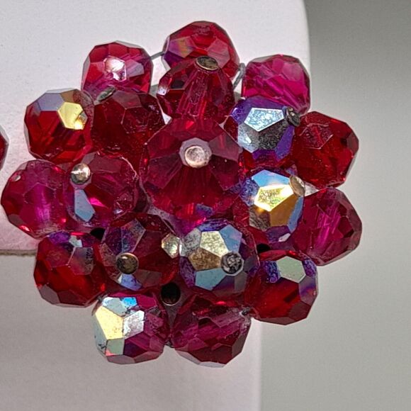 Vintage Red Aurora Borealis AB Cluster Clip On Earrings, 1950s, 1 Inch - Picture 3 of 10